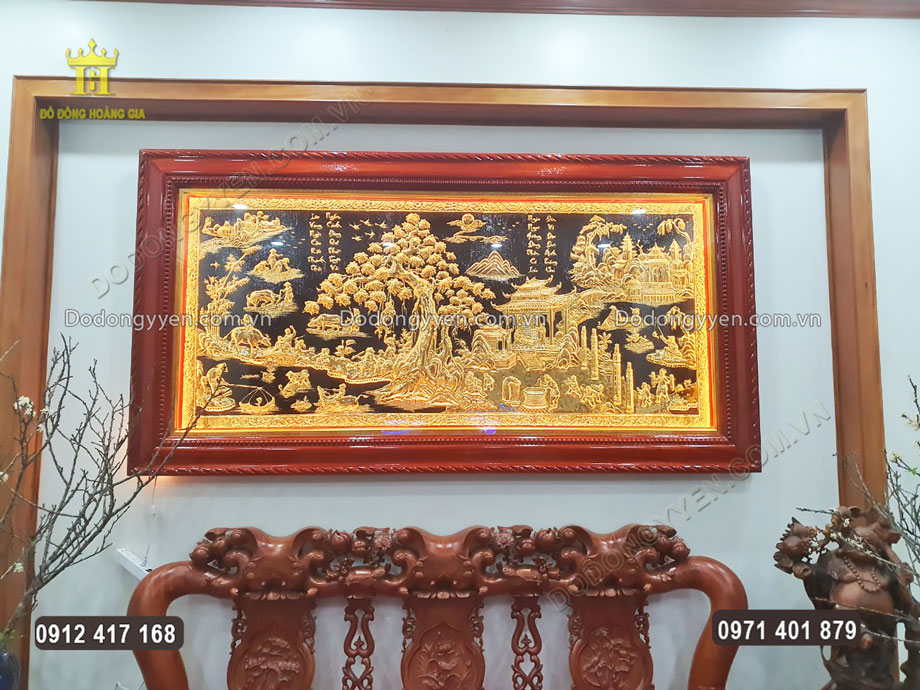 Từng h&igrave;nh ảnh tr&ecirc;n bức tranh đồng qu&ecirc; được nghệ nh&acirc;n chế t&aacute;c tỉ mỉ v&agrave; tinh xảo